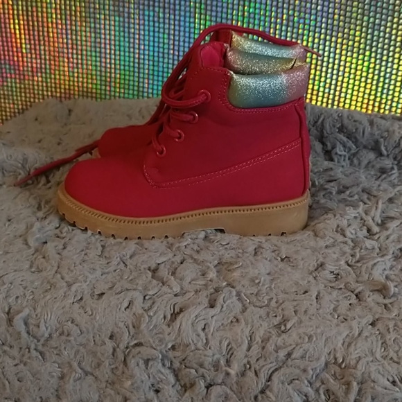 CUTE TODDLER GIRL BOOTS 😍😍 - Picture 3 of 8